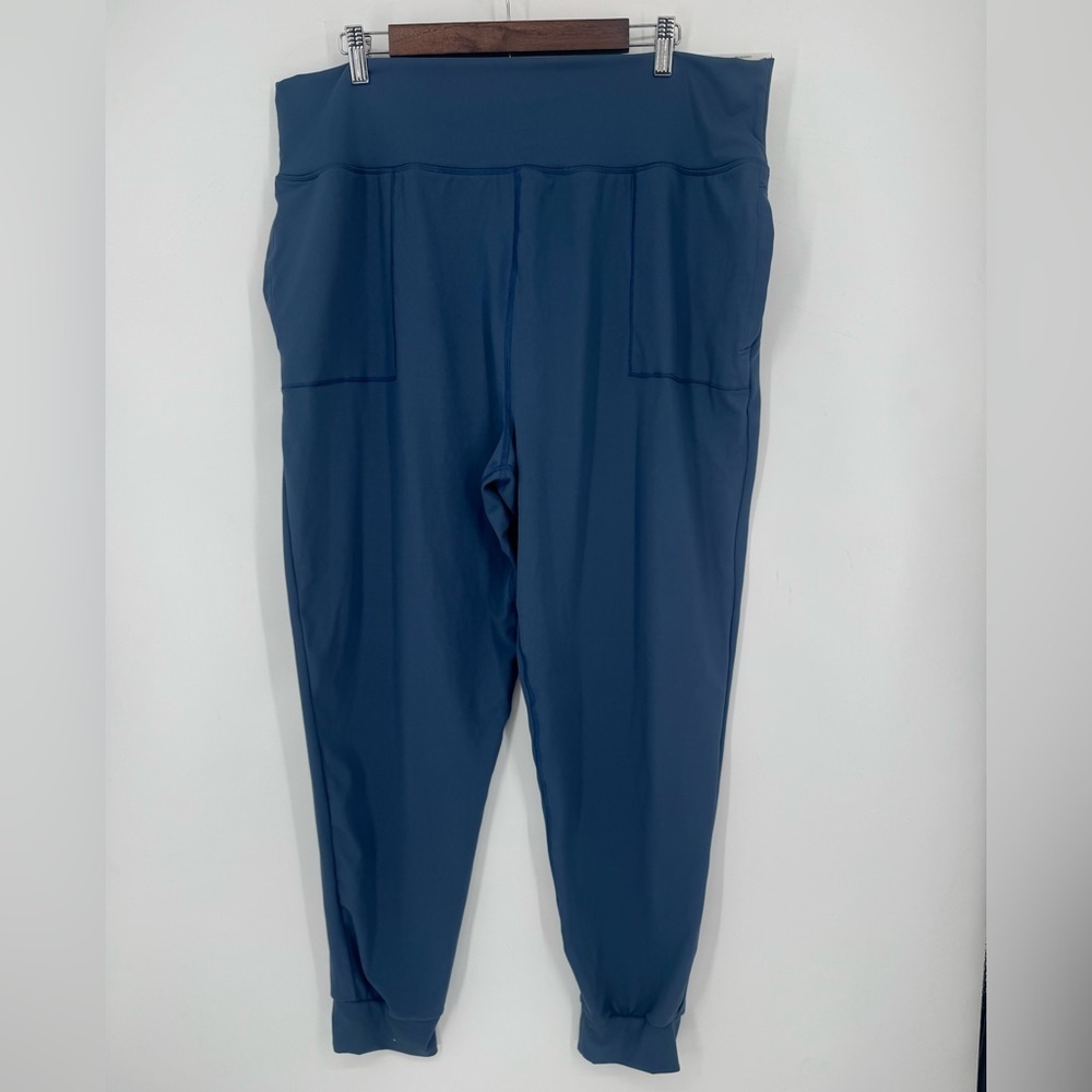 Crane Women's Dusty Blue Premium Athleisure Joggers New With Tags Size XL 16/18